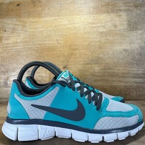 Nike Free Run 7.0 Womens Size 7 Running Shoes Sneakers Greenish-Blue 396044-005